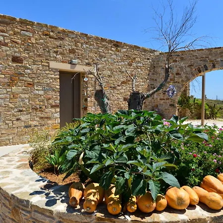 Naxos Near Kastraki Patio With View 2 Kastrákion